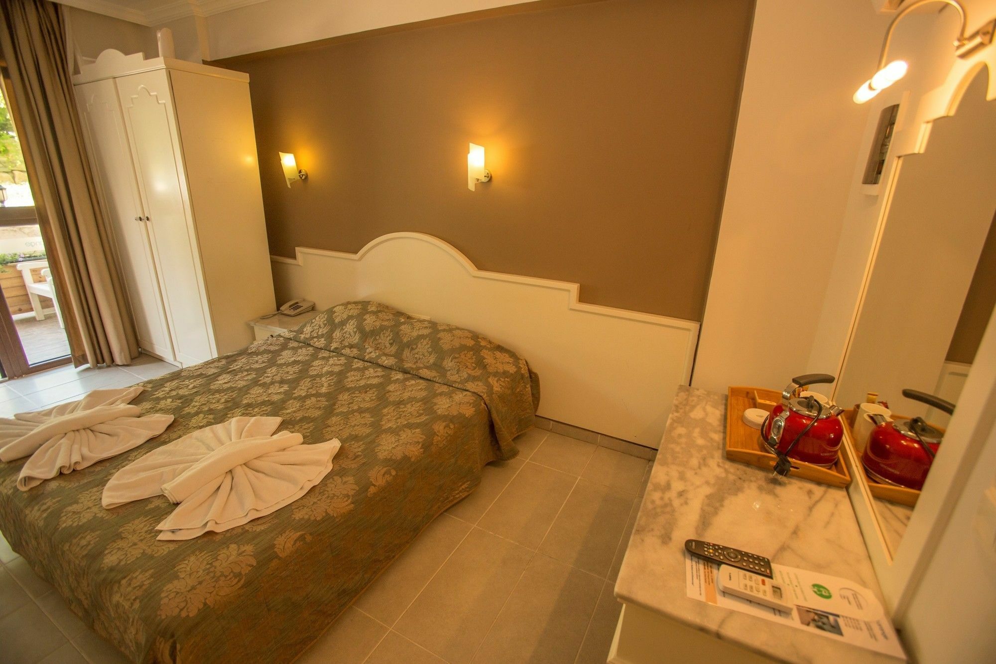 S3 Hotels Orange Oludeniz Bagian luar foto